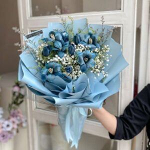 10-blue-tulips-dyed
