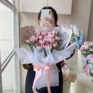 20-soft-pink-tulips