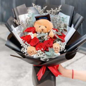 red-graduation-bouquet-10-roses
